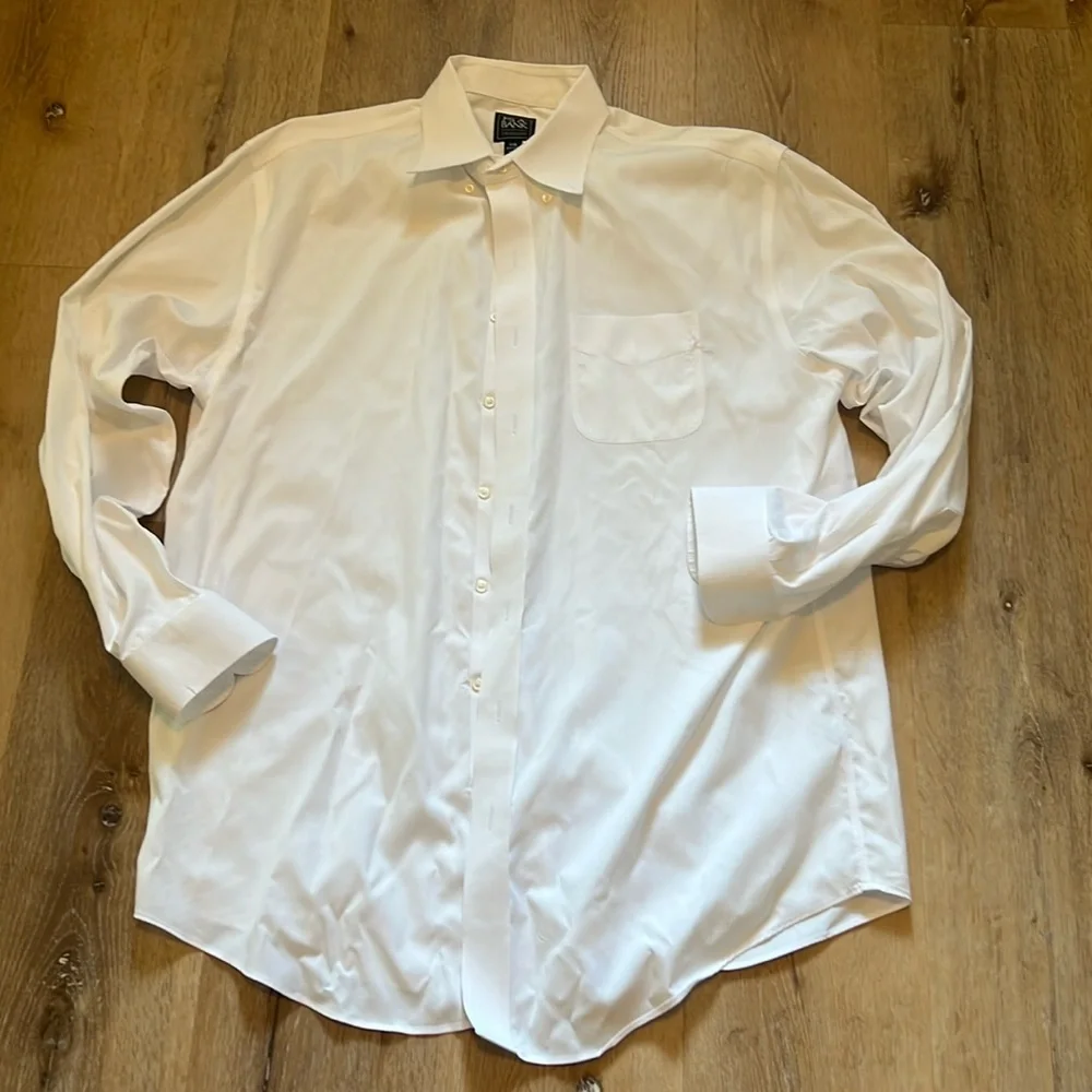 Men's Jos A Banks Travelers White Dress Shirt size 17-36 cotton